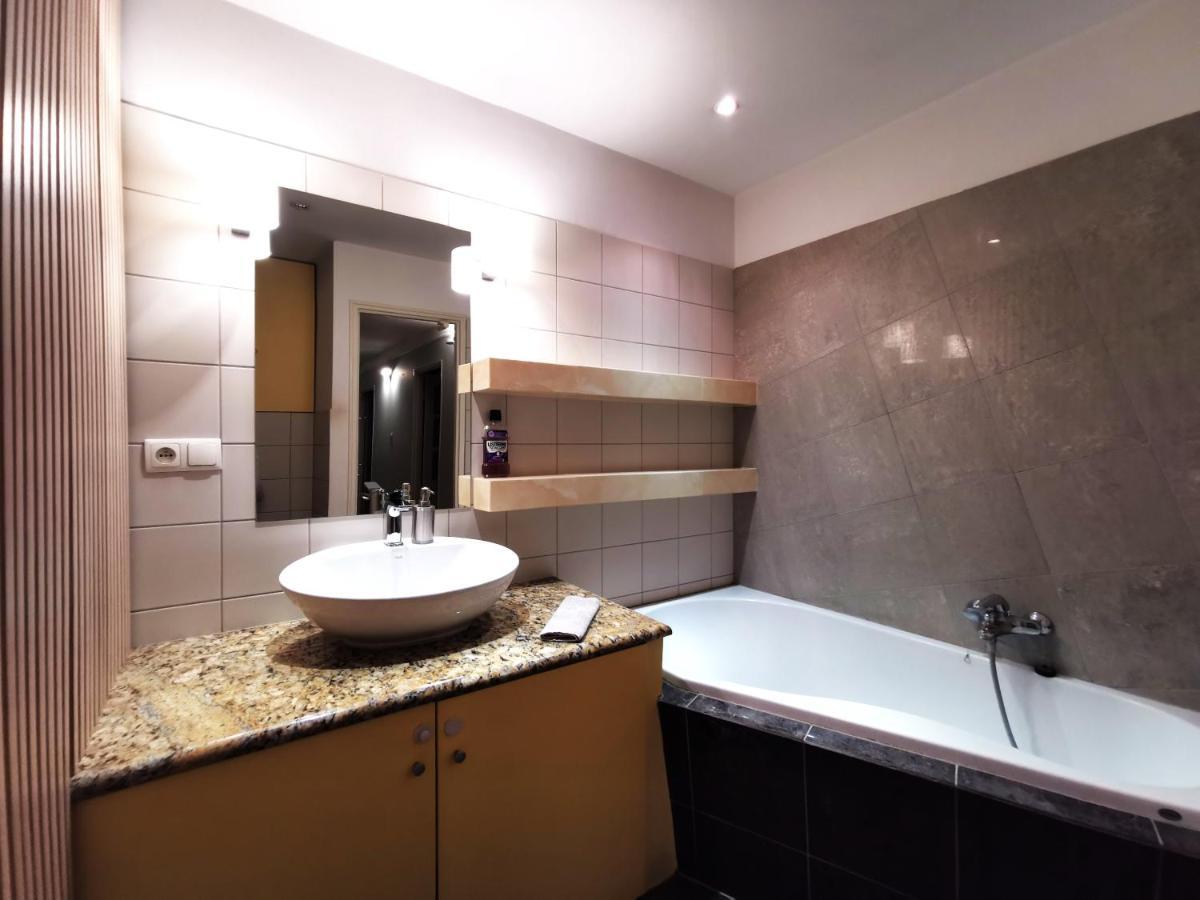 Nozownicza Apartment ~ Self Check-In 24H ~ Lift Вроцлав Экстерьер фото
